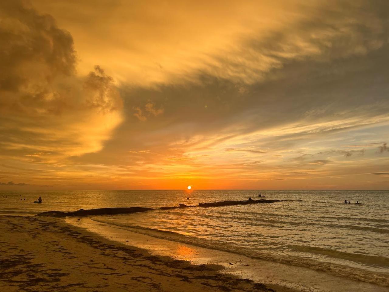 Casa Tom Tom - Adults Only Bed & Breakfast Isla Holbox ภายนอก รูปภาพ